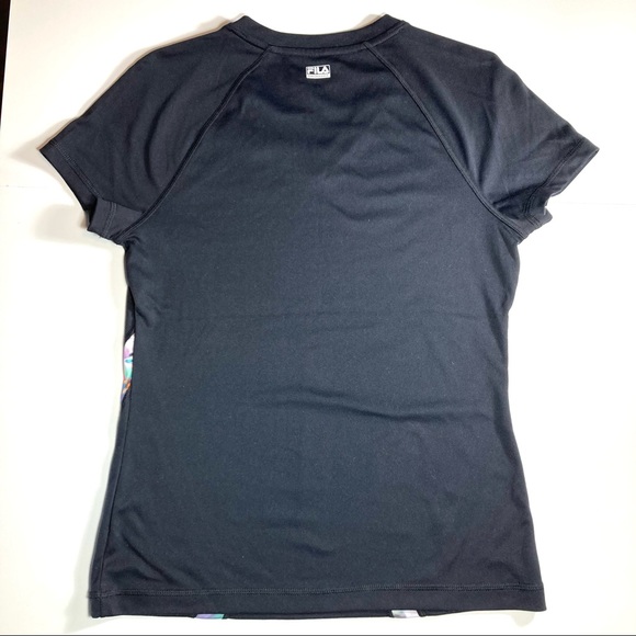 FILA tank top and t-shirts - Picture 15 of 16